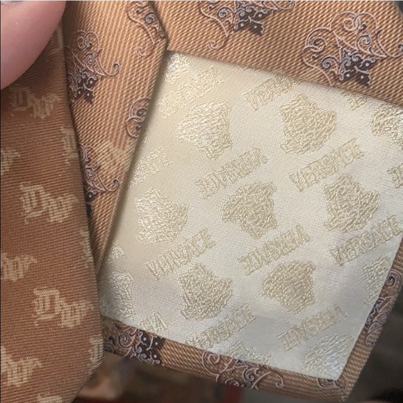 4 Men’s Ties Bundle 1 is Versace - Picture 4 of 14